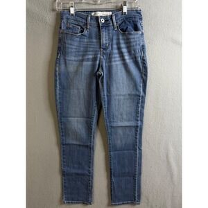 Signature Jeans Women's 26 Levi Strauss Mid Rise Slim‎ Denim